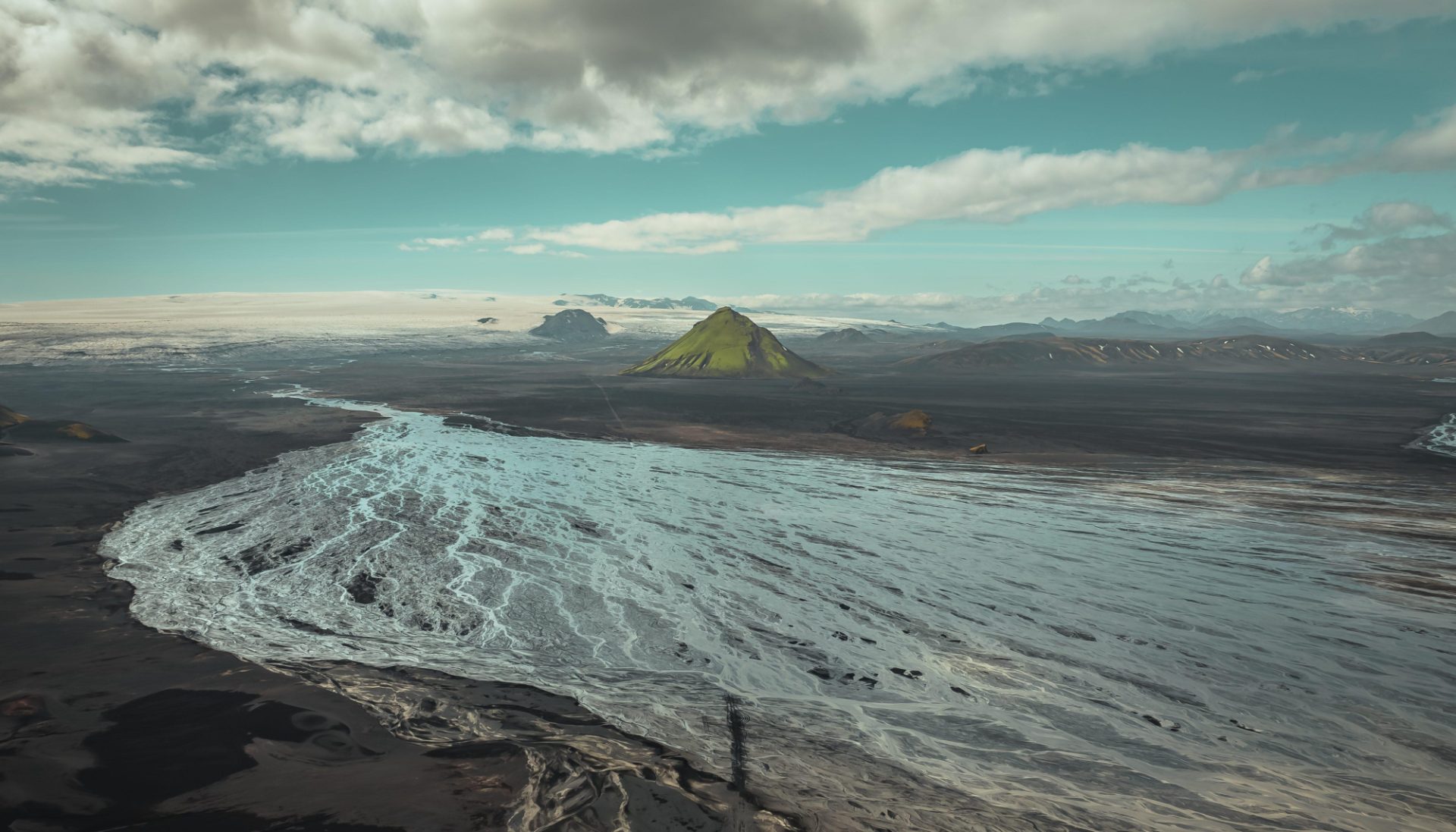 The cone-shaped volcano Mælifell in Iceland's highlands.