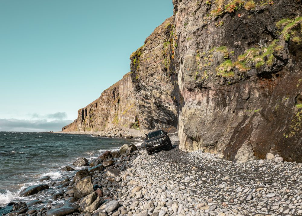 The roads in Iceland can be something you have never experienced before so Off To Iceland offers the best SUV´s and 4x4